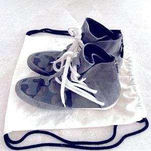 MCNDO camouflage high top sneaker boot US 9 New​​​​​